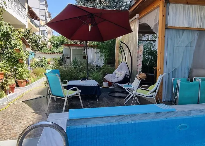 Garden 4*