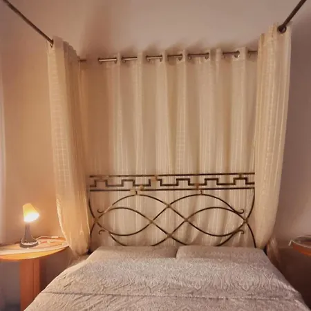 Garden 4*